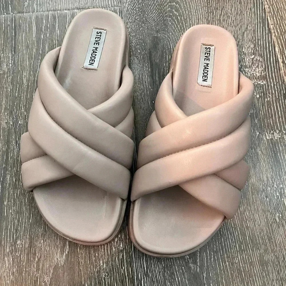 Steve Madden Slip Ons - Size 10M - Picture 1 of 4